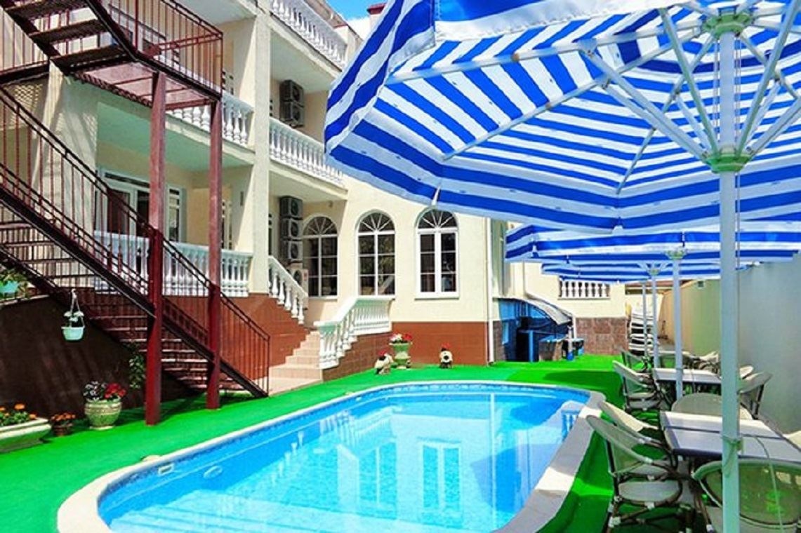 pools-outdoor-pool