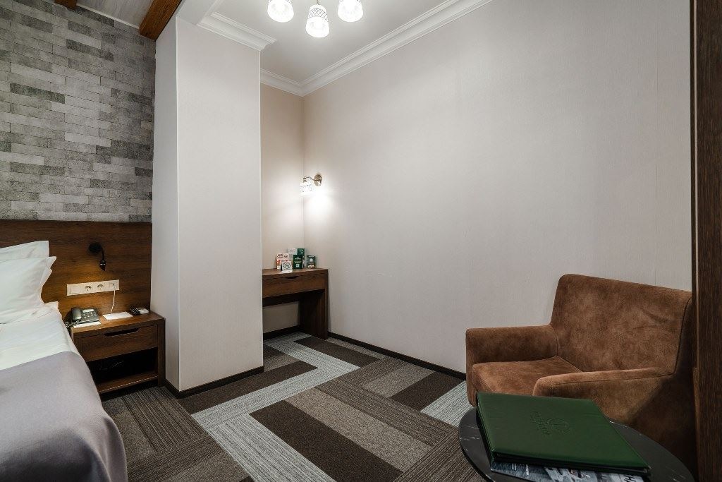 rooms-deluxe-mansarda