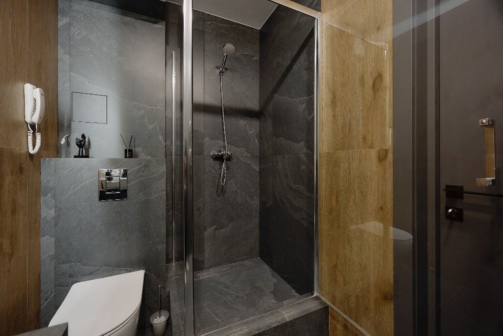 rooms-econom-with-balcony