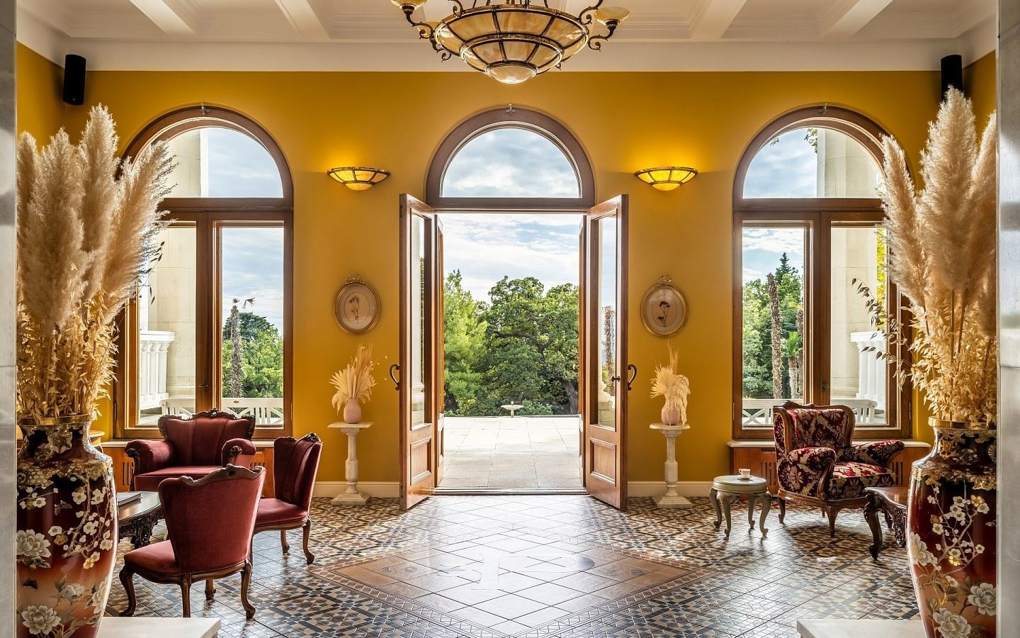 general-main-building