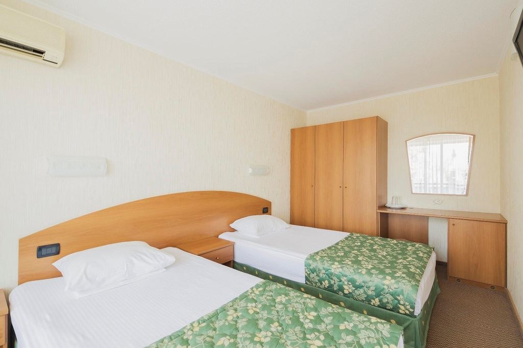 rooms-supperior-twin-with-sofa