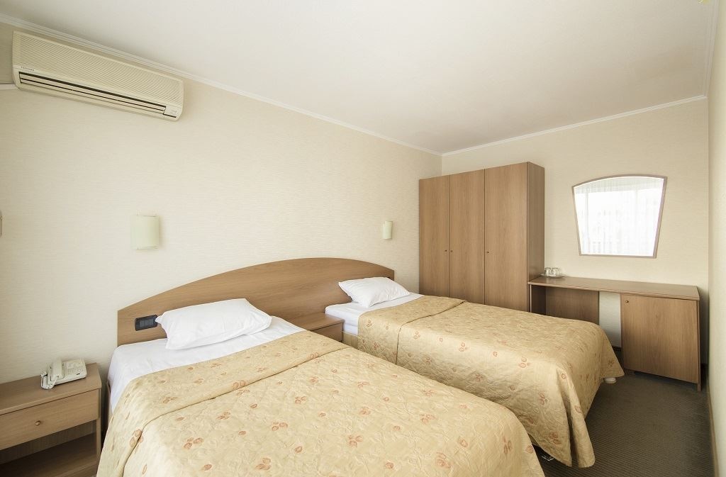 rooms-supperior-twin-with-sofa