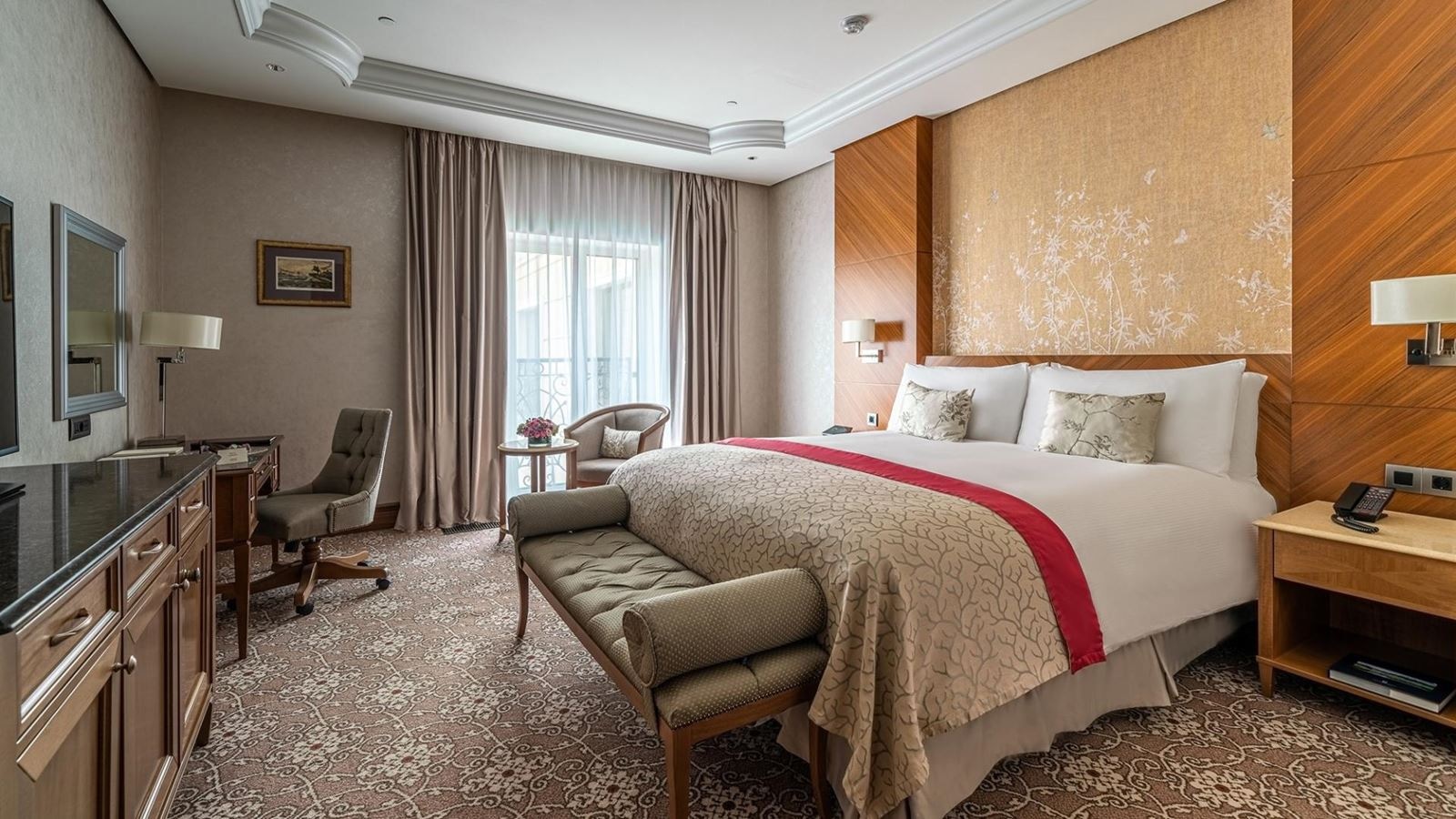 rooms-superior-with-a-view