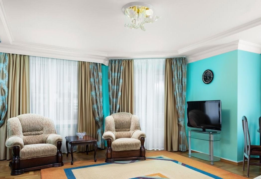 rooms-люкс-с-балконом-двухместный-корпус-люкс