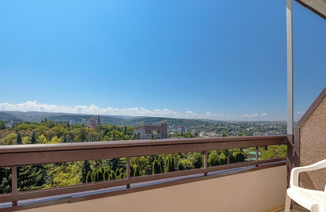 rooms-single-main-building