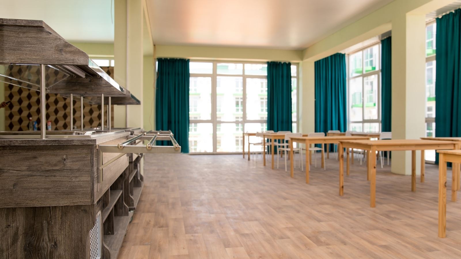 restaurants-obedenii-zal