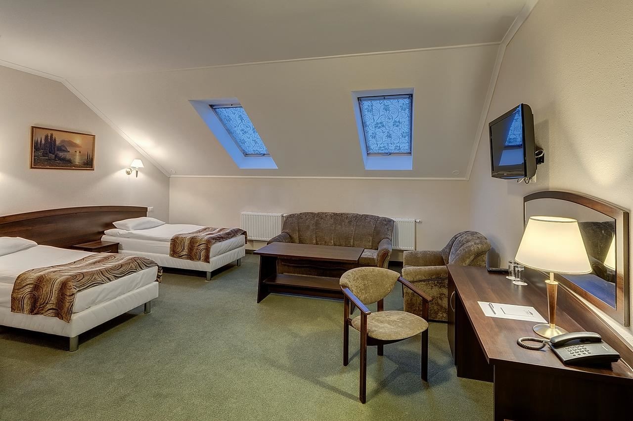 rooms-2mestnyi-nomer-polulux