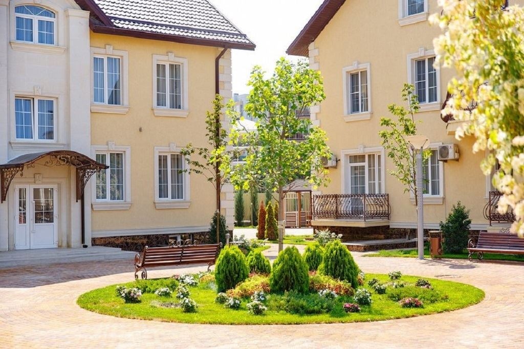 general-main-building