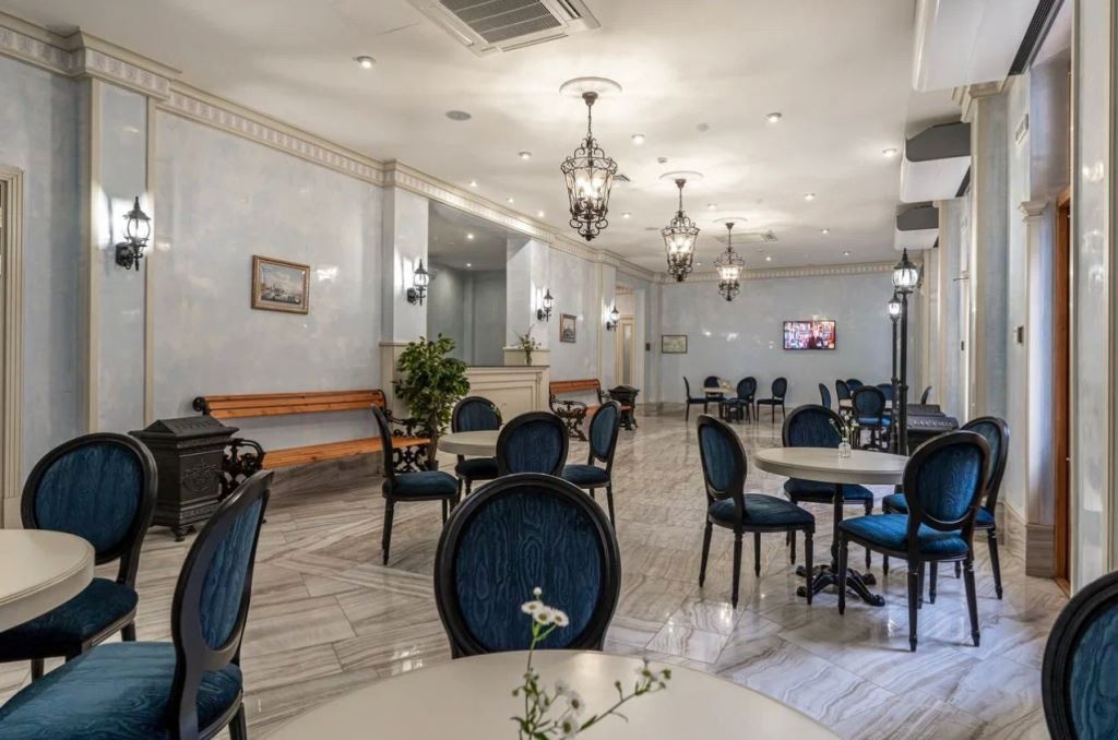 general-main-building