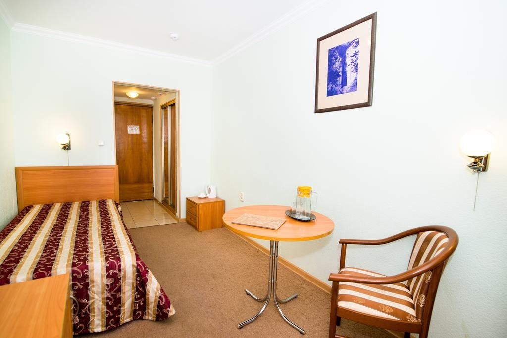 rooms-single-standard