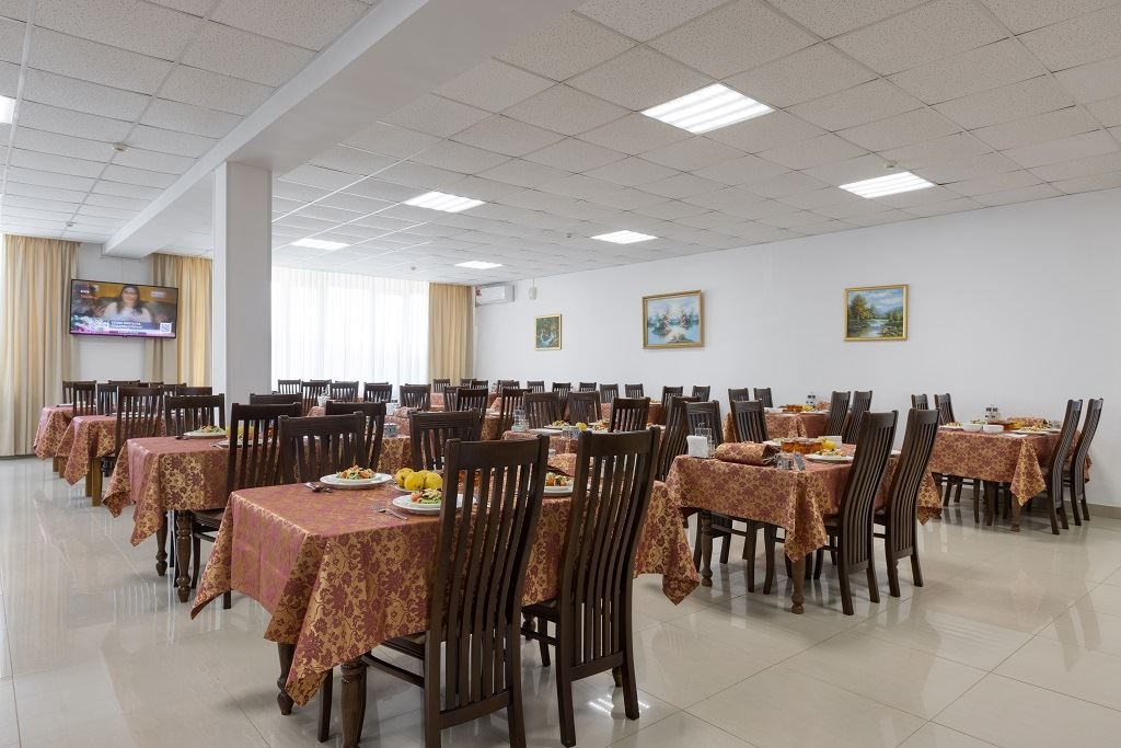 restaurants-obedennii-zal