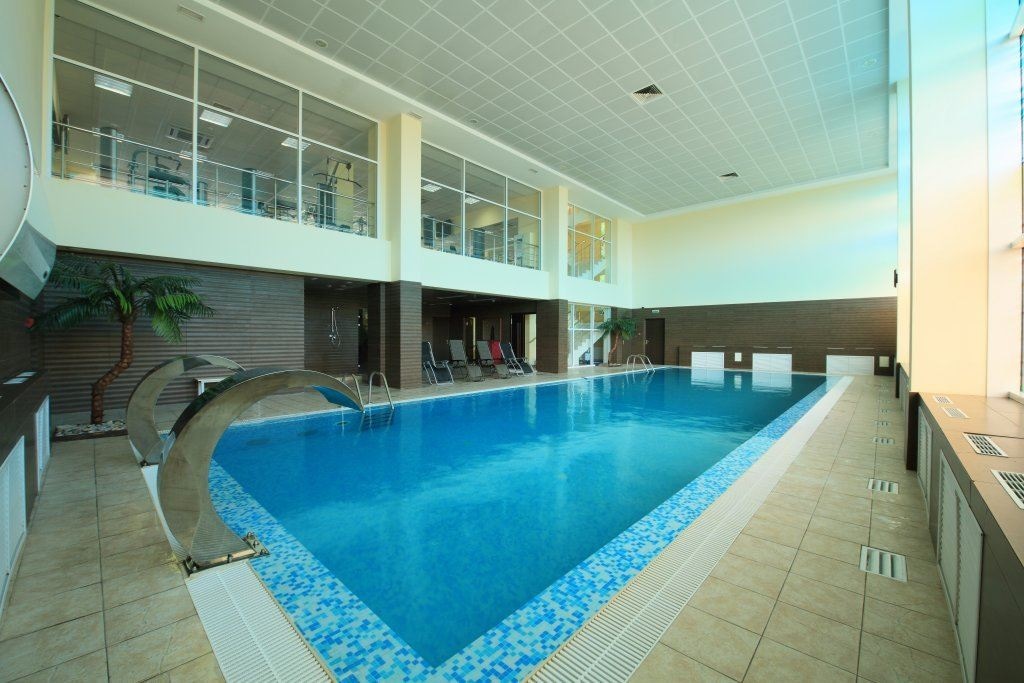 pools-indoor-pool