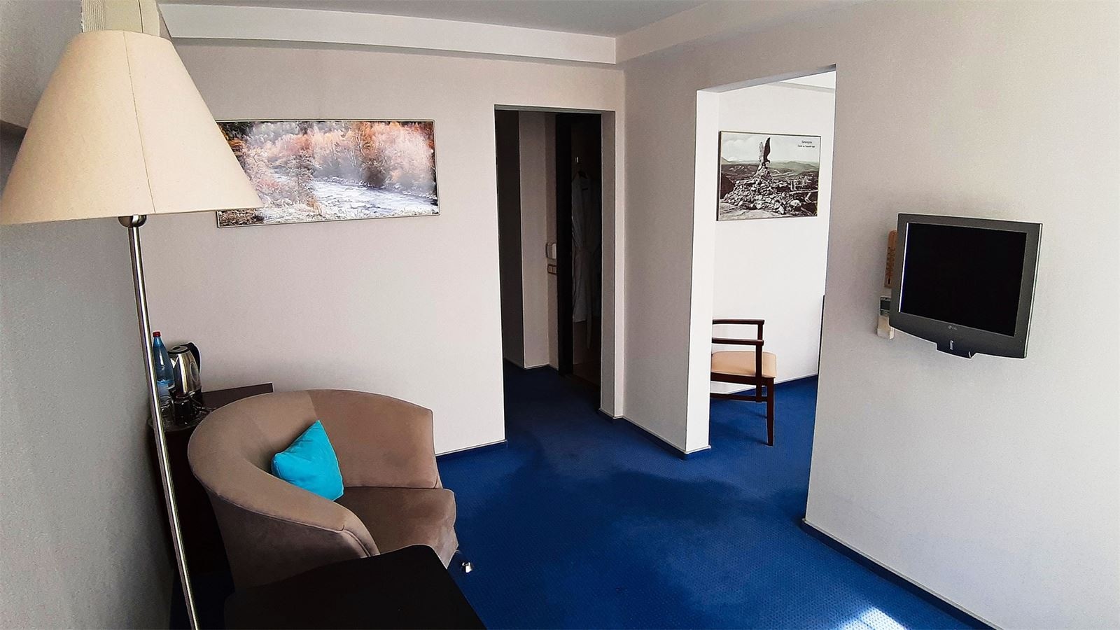 rooms-luxury-business