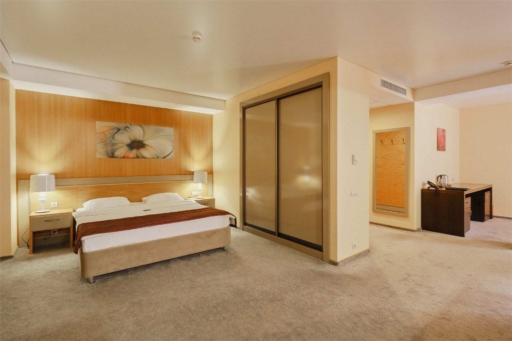 rooms-2-adl-premier-lux