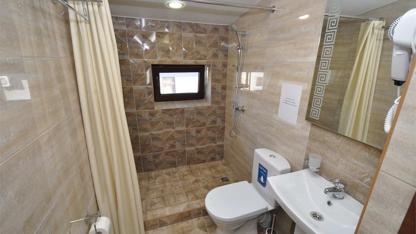 rooms-корпус-андорра-семейный-люкс