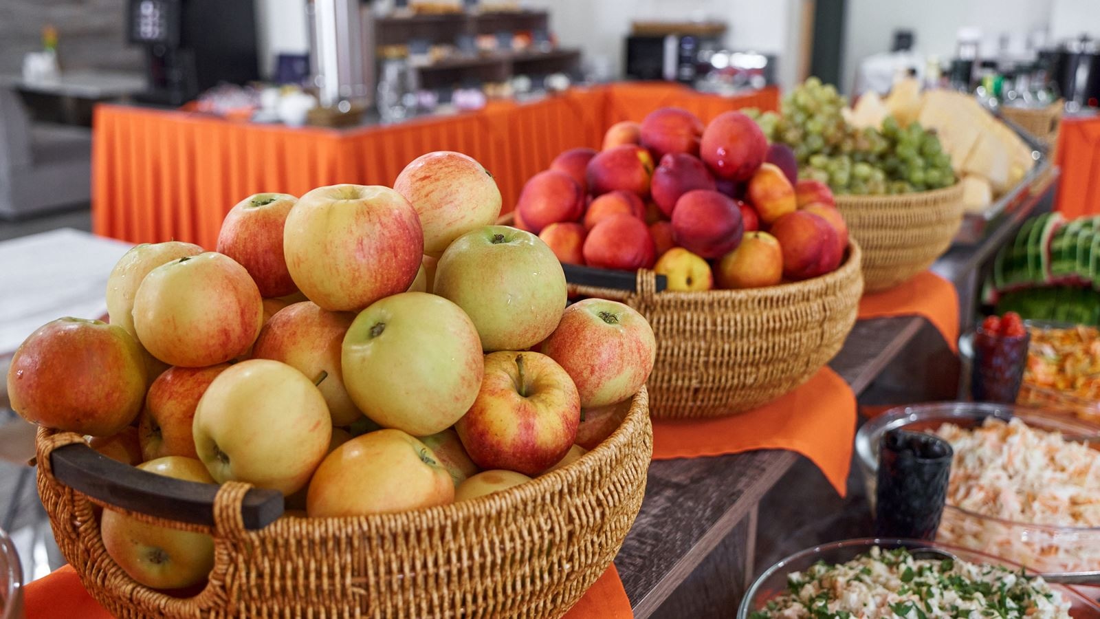 restaurants-restaurant