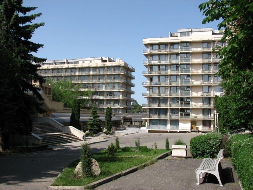 general-main-building