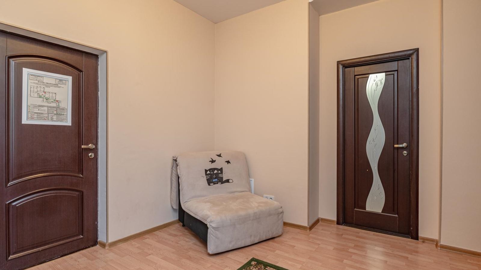 rooms-luxury-room
