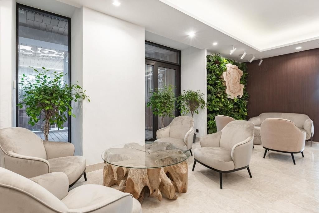 general-main-building