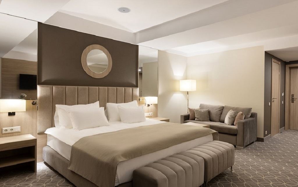 rooms-полулюкс-с-балконом-общая-площадь-от-29-до-32-квм