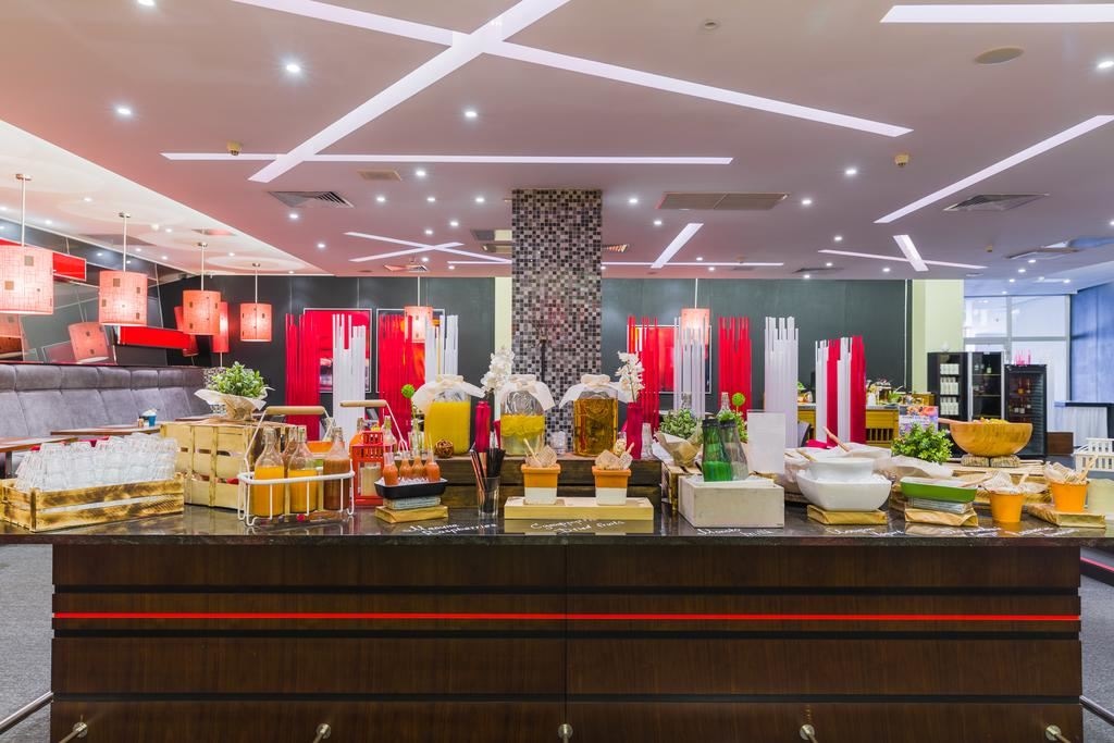 restaurants-парк-инн