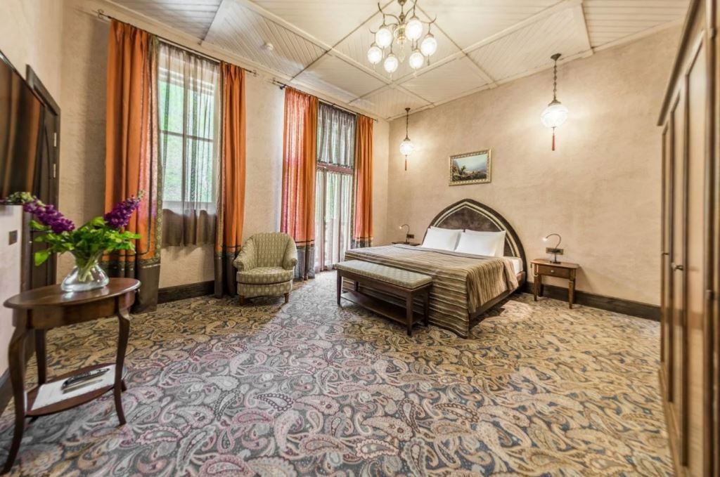 general-main-building