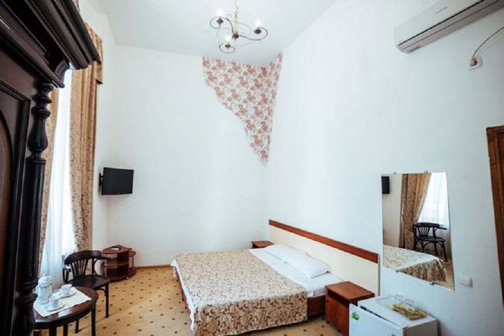 rooms-studio-hudozhnika