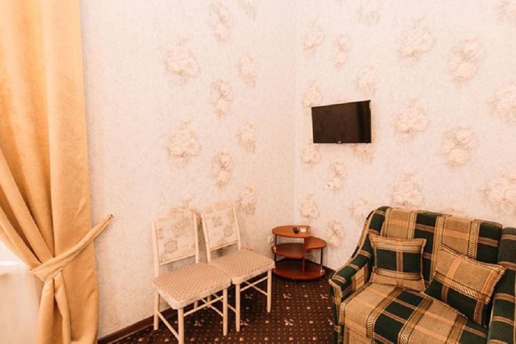 rooms-spalnya-hudozhnika