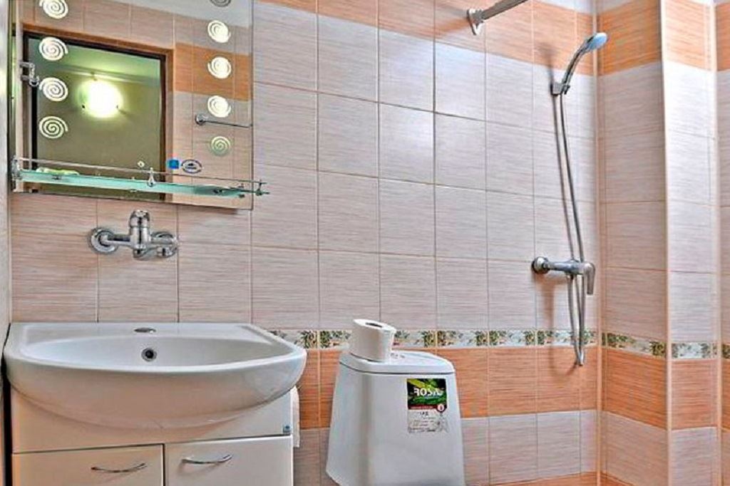 rooms-2-местный-бунгало-№3-вид-на-бассейн-1-категории