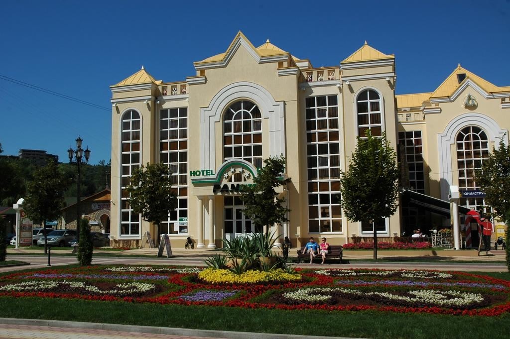 general-main-building