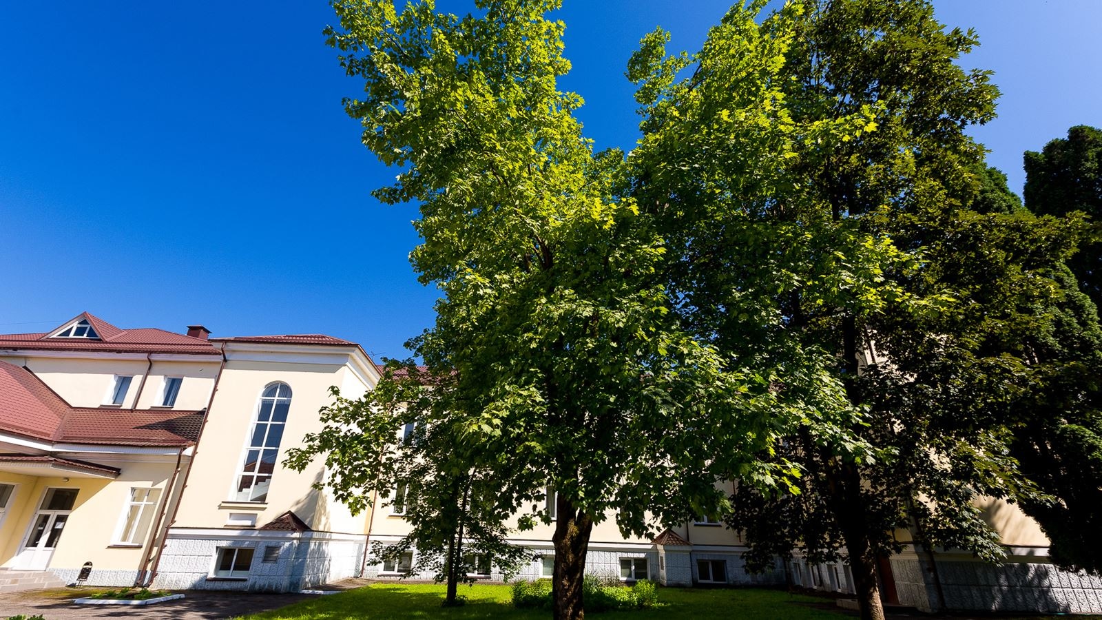 general-main-building