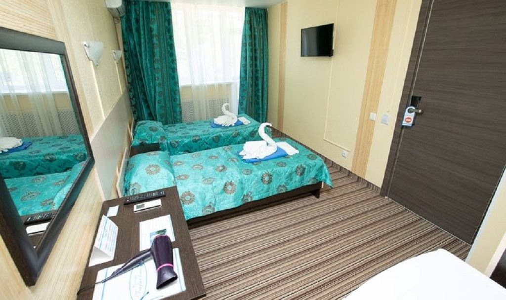 rooms-superior-building-1