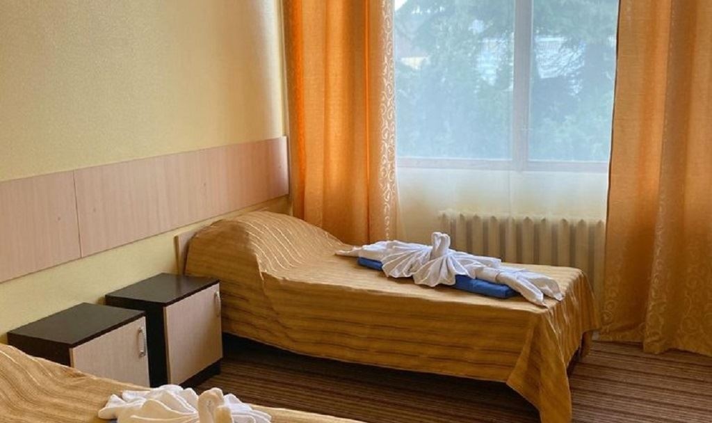 rooms-superior-building-23