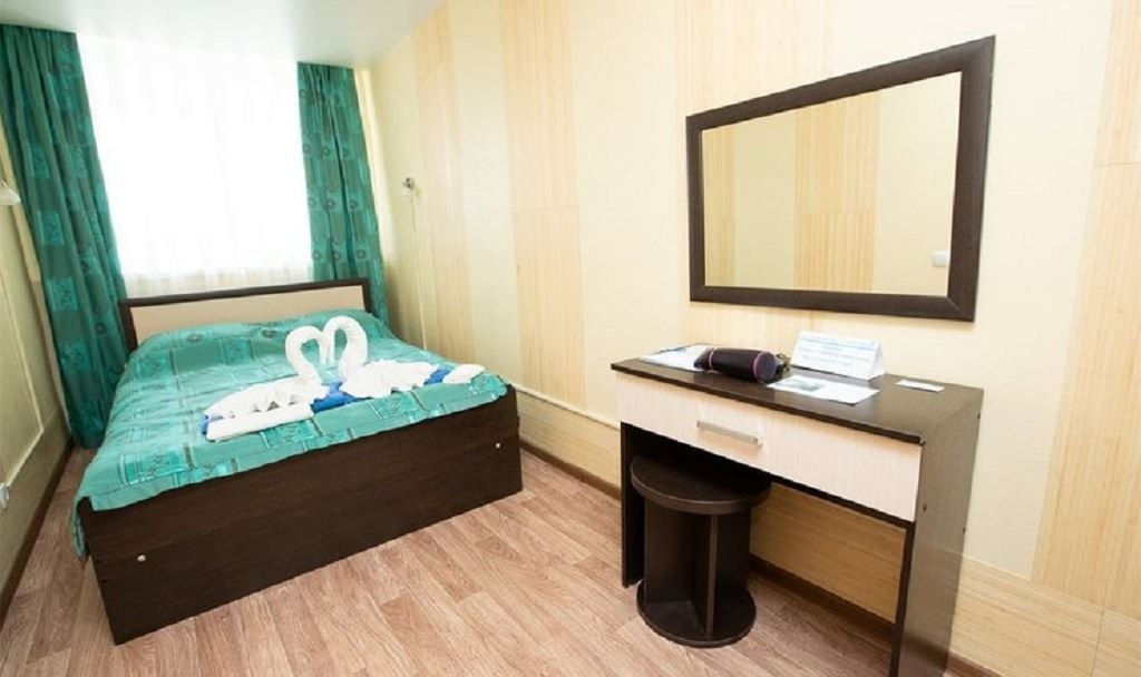 rooms-luxe-family-building-1