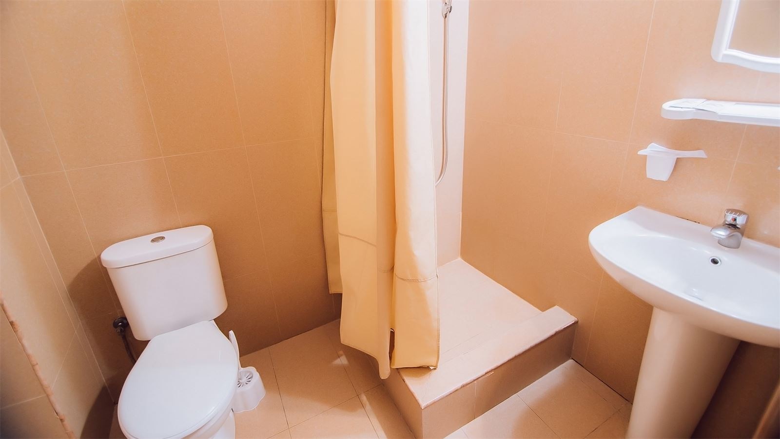 rooms-triple-superior-building-23