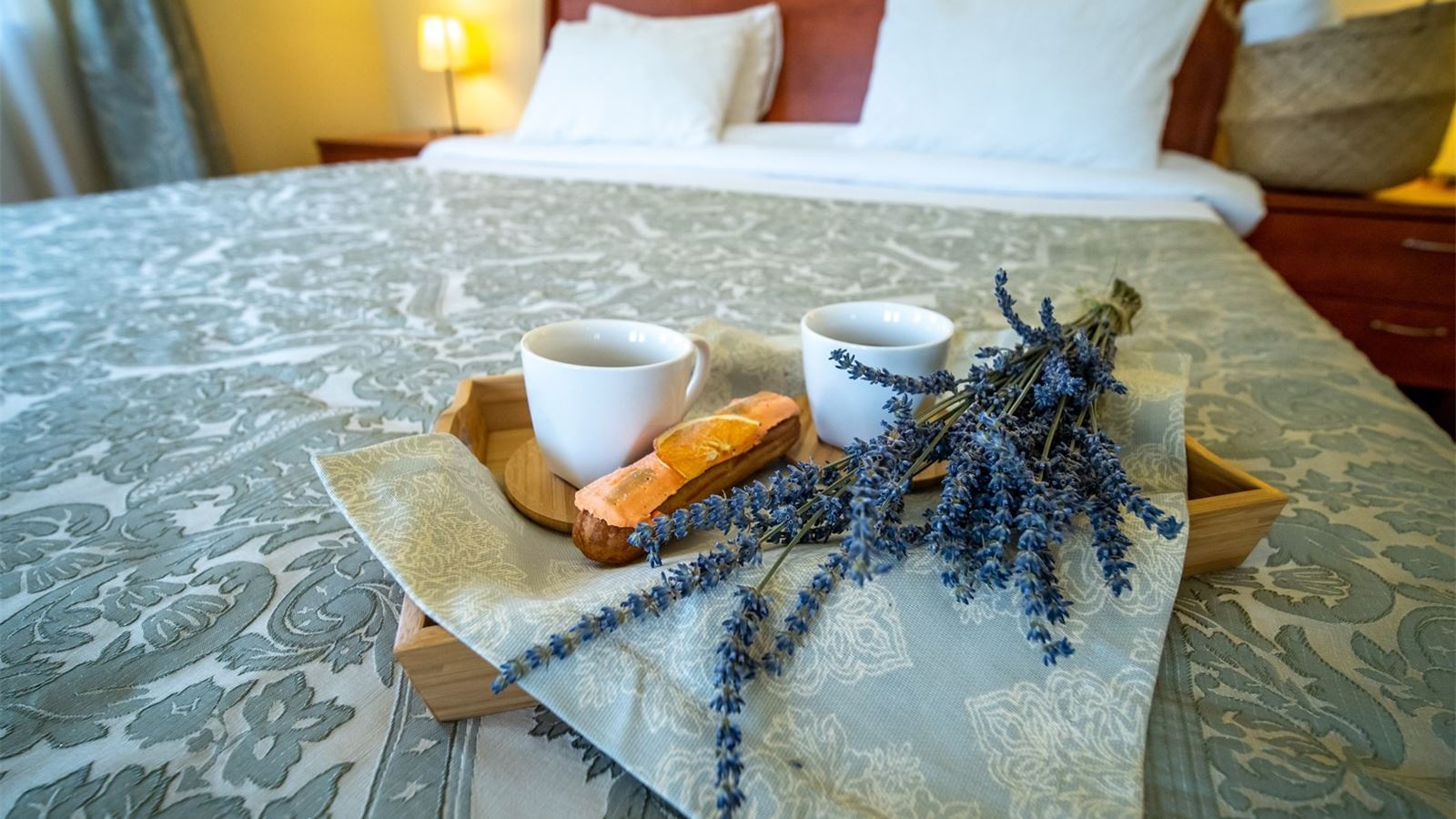 rooms-luxe-building-23