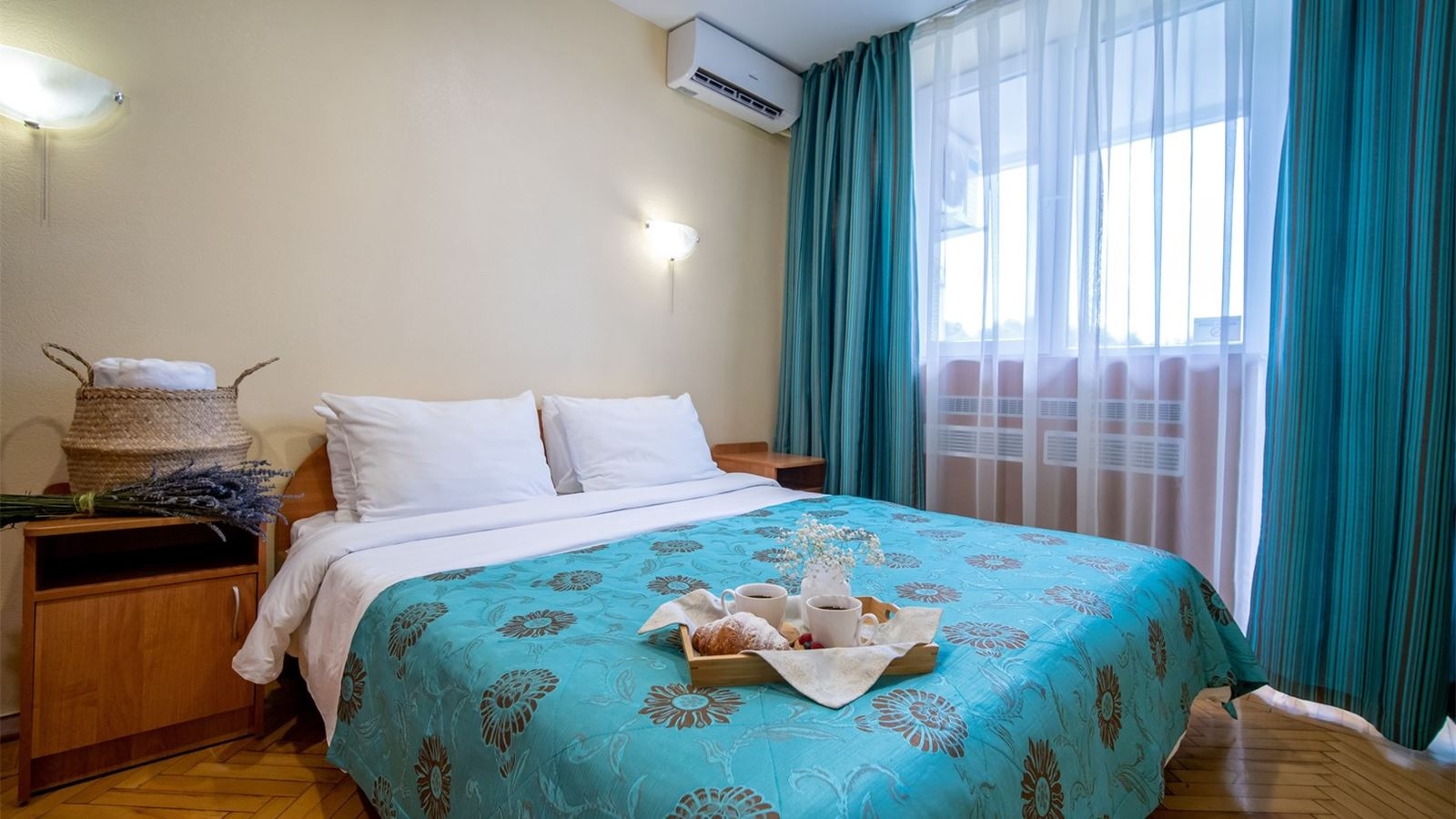 rooms-family-superior-building-1