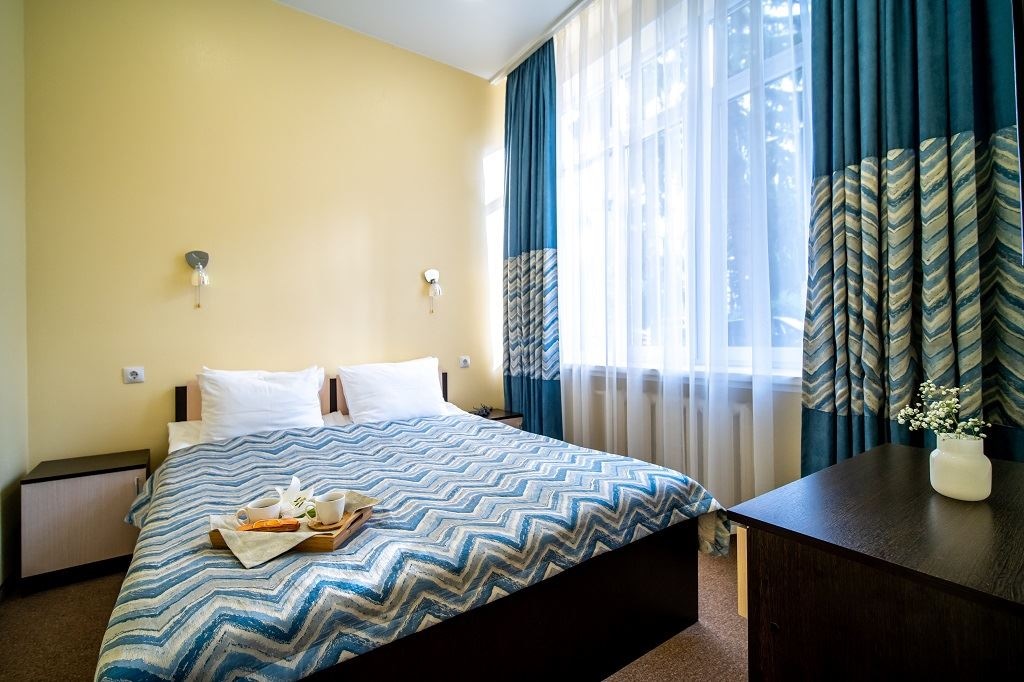 rooms-2х-комнатный-полулюкс-корпус-2-вилла-без-балкона