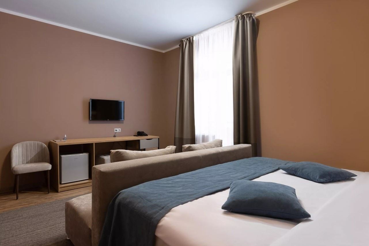 rooms-superior-balcony