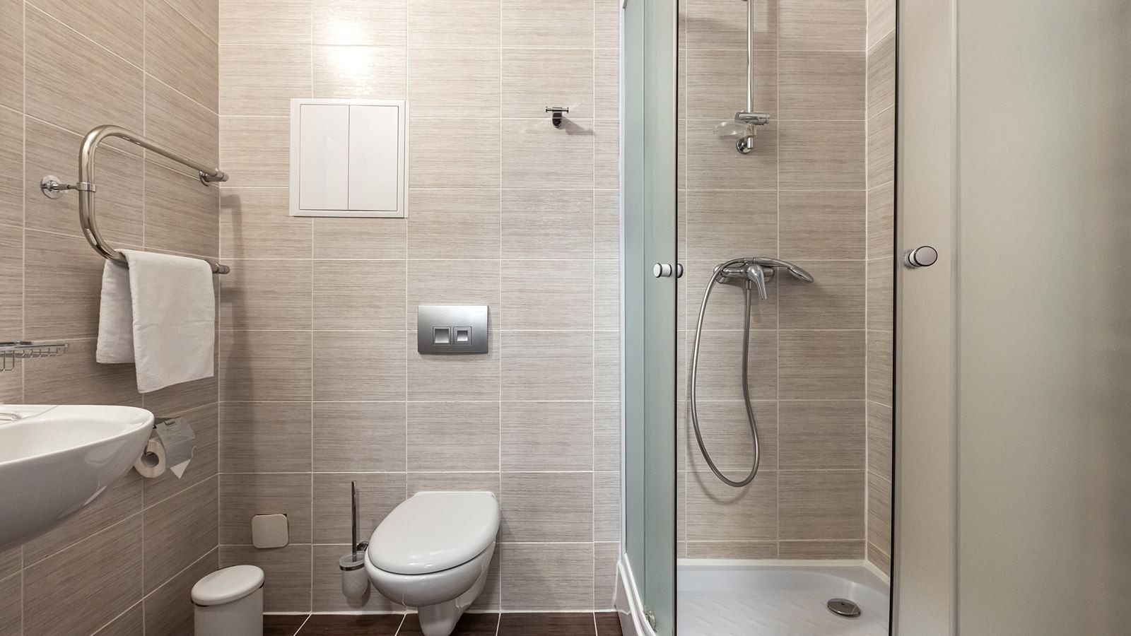 rooms-standart-2-rooms-balcony