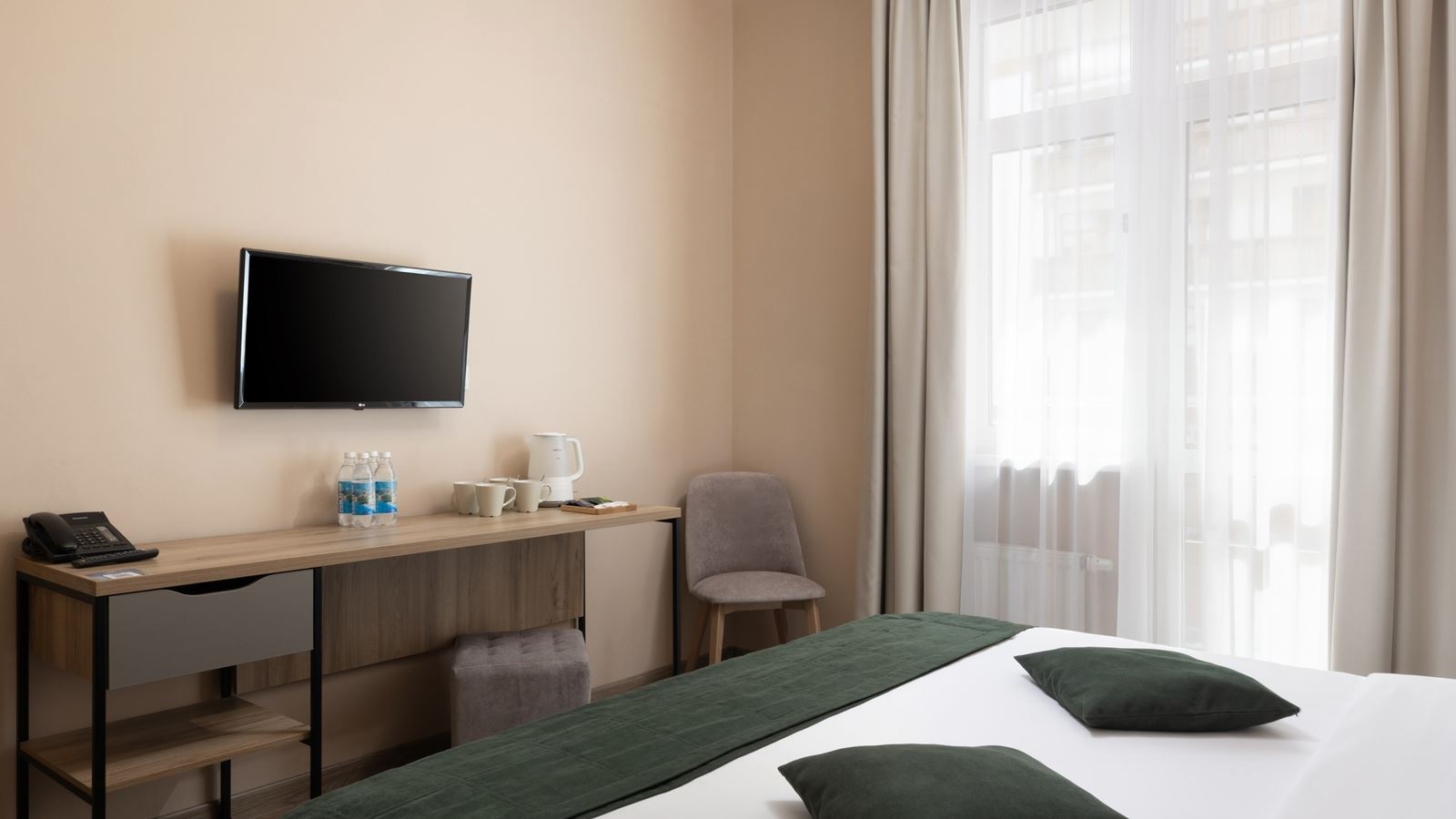 rooms-standart-2-rooms-balcony