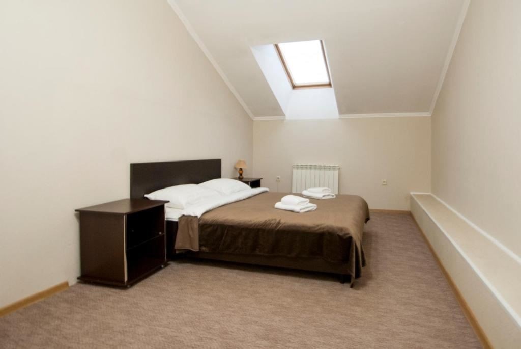 rooms-2-room-standard