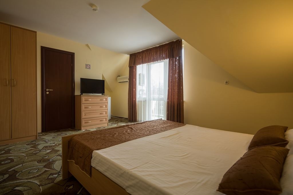 rooms-standard-mansard