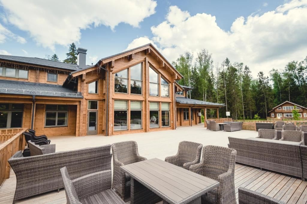 general-main-building