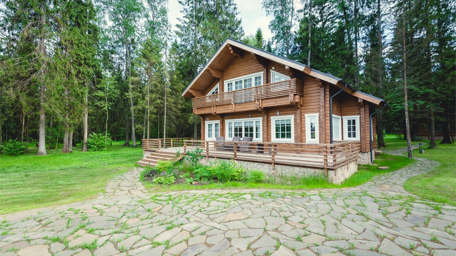 rooms-коттедж-с-мансардой