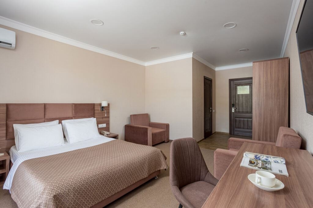 rooms-superior-with-terrace