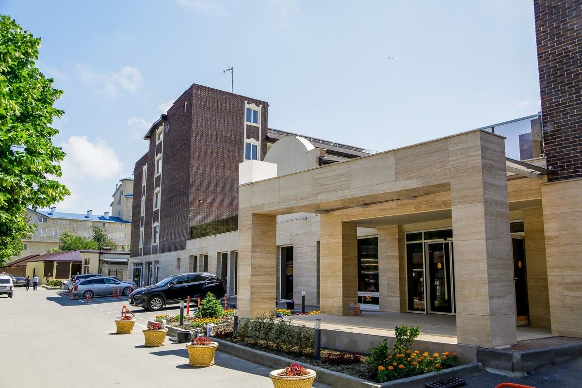 general-main-building