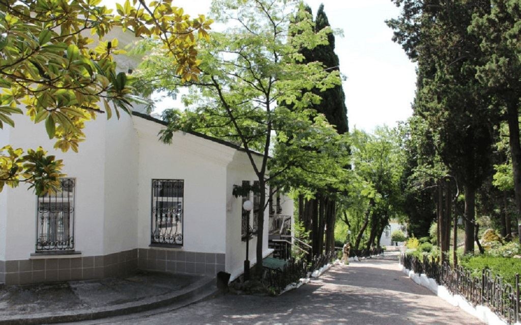 general-main-building