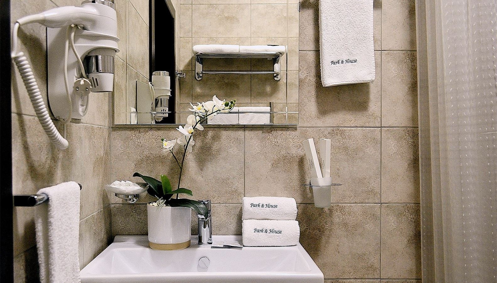 rooms-apart-double-lux