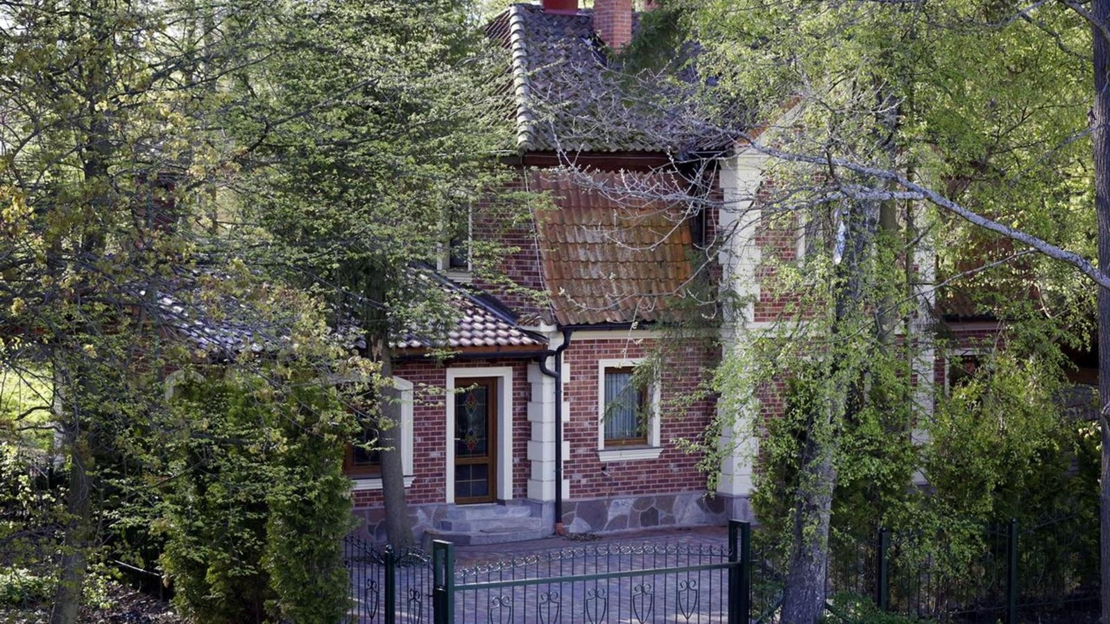 general-main-building